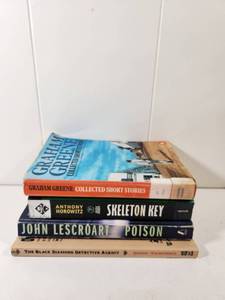 lot 341 image: Mixed Fiction and Mystery Novel Collection