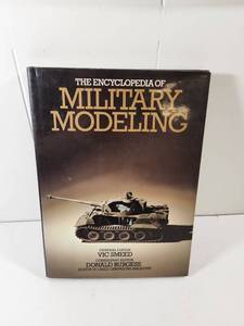 lot 346 image: The Encyclopedia of Military Modeling by Vic Smeed