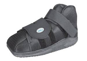 lot 32297 image: Darco International Hi All Purpose Boot, Small, 1 Pound - Retail $21