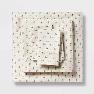 lot 9552 image: Queen Printed Performance 400 Thread Count Sheet Set Tulip Toss - Threshold Cotton Sateen, OEKO-TEX Certified, Fits 18in Mattress - Retail $67