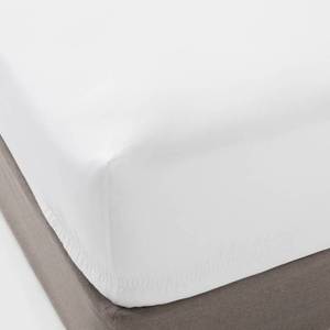 lot 9574 image: Full 400 Thread Count Performance Fitted Sheet White - Threshold Cotton Sateen, Machine Washable, Fits Up to 18in Mattress - Retail $25