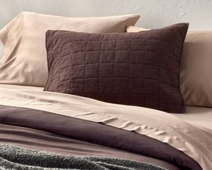 lot 9594 image: King Size Heavyweight Linen Shams Dark Brown Set of 2 - Retail $88