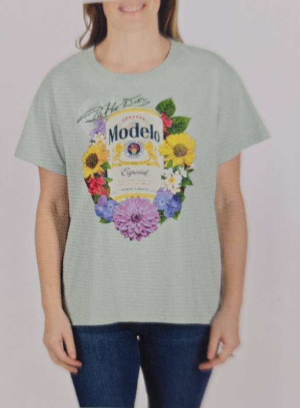 lot 7083 image: Modelo T-Shirts X-Small