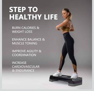 lot 3593 image: Adjustable Workout Aerobic Stepper