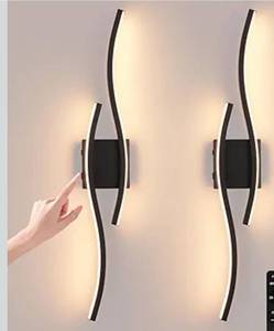 lot 3601 image: 2 Wall Lights