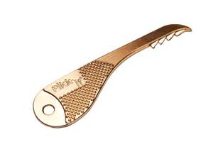 lot 3846 image: Pikk-it Vacuum Hair Brush Cleaner Tool Removes Tangled Hair from Vacuums &amp Hairbrushes  Pet &amp Human Hair Removal Comb Rake  Improves Vacuum Cleaning Power (SingleTwin Pack) (1)