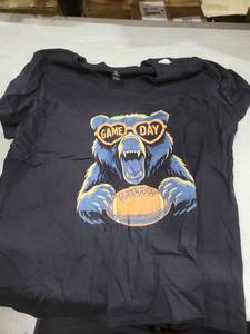 lot 4697 image: Game Day Bear Football T-Shirt XL