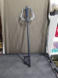 lot 3988 image: Kingdom Hearts Oblivion Keyblade Metal Replica Sword Costume Accessory