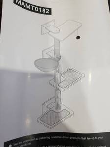 lot 4789 image: MADE4PETS CAT SCRATCHING POST  New