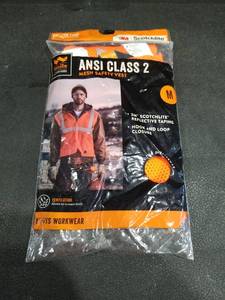 lot 4800 image: Walls ANSI Class 2 Mesh Safety Vest Medium Size