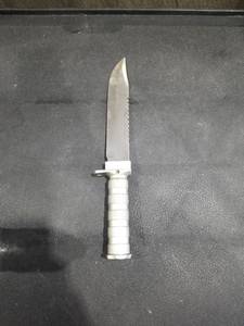 lot 4812 image: Fixed Blade Tactical Knife with Aluminum Handle