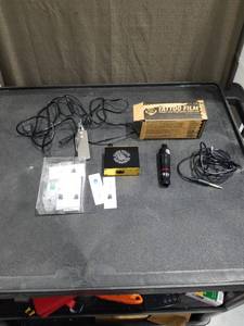 lot 4893 image: Tattoo Kit with Machine Power Supply and Accessories