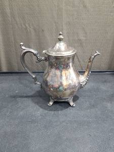 lot 4898 image: Silver Plated Tea Pot with Lid