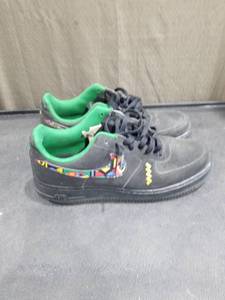 lot 4903 image: Nike Air Force 1 Low Black Green Colorful Print Sneakers Size 11.5