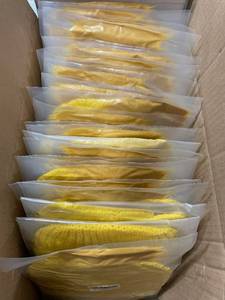 lot 64163 image: 26 Hats REDESS Women Winter Pom Pom Beanie Hat with Warm Fleece Lined