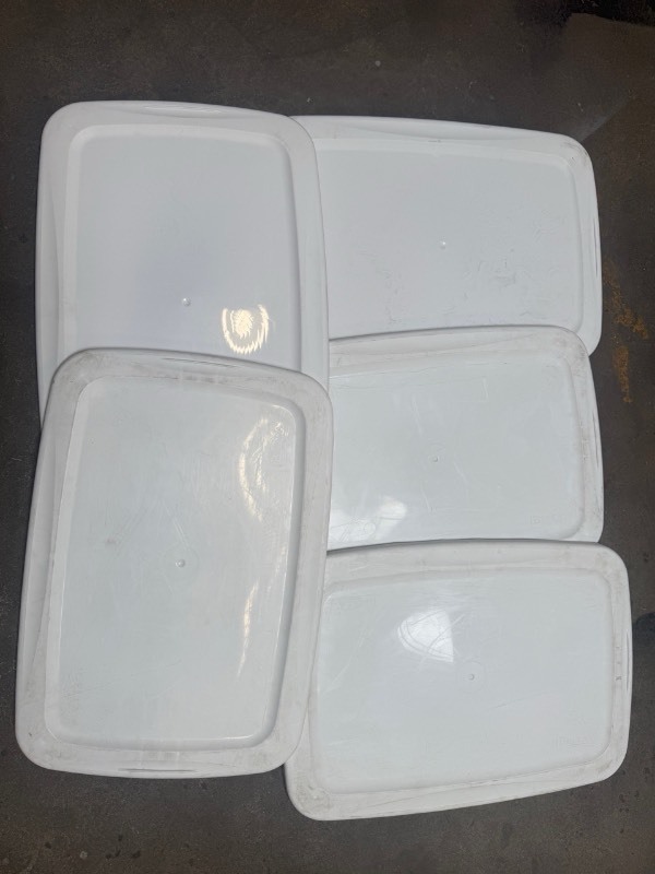 lot 5127143 image: 5 Random white storage lids 2 foot x  16 34 inches wide - Retail $1