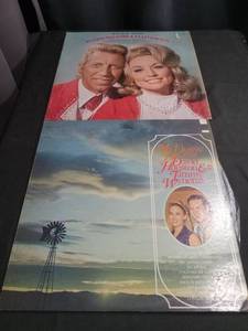 lot 3962 image: Classic Country Duo Albums - HoustonWynette and WagonerParton LP Set