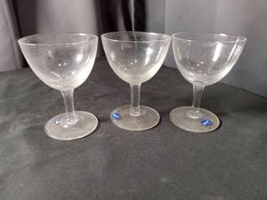 lot 4399 image: Bjorkshult Sweden Crystal Coupe Glasses Set of 3