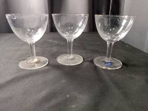 lot 4401 image: Bjorkstult Swedish Crystal Coupe Glasses Set of 3