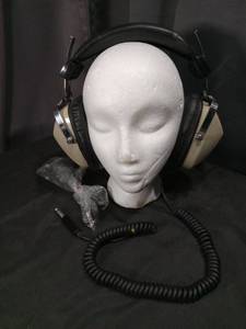 lot 4527 image: Aviation Headset with Coiled Cable and Adapter