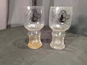 lot 4541 image: Bierhaus Bonn Kansas City Brewery Glasses Set of 2