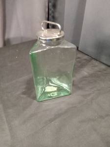 lot 4543 image: Green Glass Triangle Candle Holder with Metal Handle