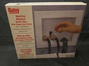 lot 5009 image: Oatey Washing Machine Outlet Box with Single Lever Valve DIY Kit