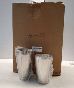 lot 45861 image: 24 Pcs Silver Cocktail Shaker Professional Bar Boston Shaker Set Stainless Steel Martini Shake Drink Mixer Basic Tool Weighted Shake Metal Can Bartending Tins for Beginner, 18oz, 28oz - Retail $82