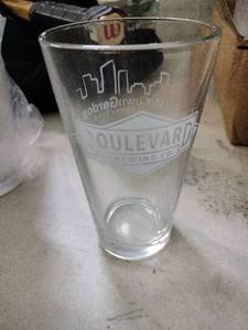 lot 25311 image: Boulevard Brewing Co Bar Tap Glass - 6 Ct