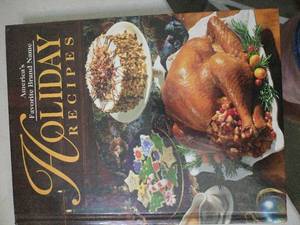 lot 25315 image: Americas Favorite Brand Name Holiday Recipes - Hardcover