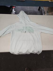 lot 25369 image: The North Face Womens Half Dome Pullover Hoodie - XS