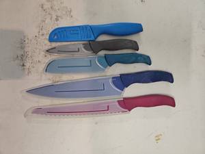 lot 25379 image: Set of 5 Kitchen Knives with Sheathes