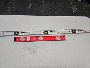 lot 58182 image: Set of 2 Multi Direction Levels