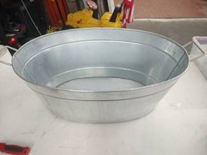 lot 20388 image: galvanized steel tub