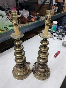 lot 59113 image: Set of 2 Decorative Bronze Table Lamp Bases