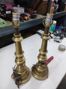 lot 59114 image: Set of 2 Decorative Bronze Table Lamp Bases