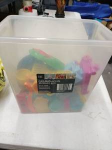 lot 59166 image: Play-Doh Toy Molds