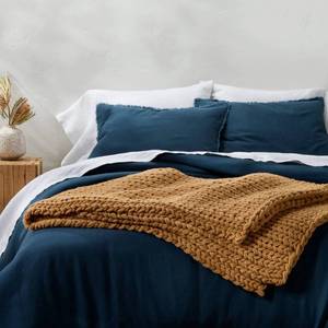 lot 9658 image: 50x70 Oversized Solid Bed Throw Warm Brown - Casaluna Heavyweight Reversible Knitted Blanket, Art & Design Style - Retail $80