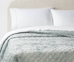 lot 9653 image: King Luxe Diamond Stitch Velvet Quilt  Light Green - Threshold Polyester Fill, Machine Washable - Retail $79