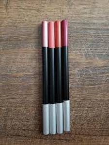 lot 6282 image: Set of 4 Lip Liner Pencils