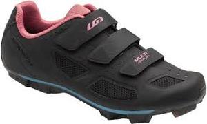 lot 11348 image: Multi Air Flex II Athletic Shoes Size 9.5