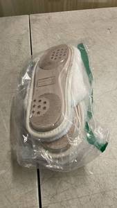 lot 12358 image: White Canvas Slippers Size 7-8 (Used)