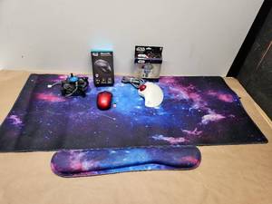 lot 20 image: Computer Accessories Bundle with Galaxy Mouse Pad