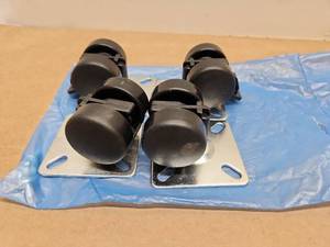 lot 59 image: Heavy Duty Furniture Casters with Metal Mounting Plates