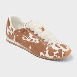 Womens Jojo Sneakers with Memory Foam Insole Universal Thread Cream 5.5