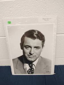 lot 60019 image: Masterpiece Editions 219 Corey Grant