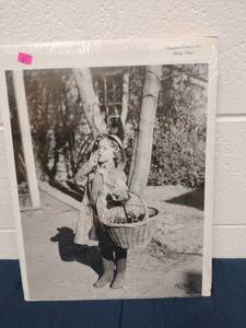 lot 60039 image: Masterpiece Editions 391 Shirley Temple Captain January