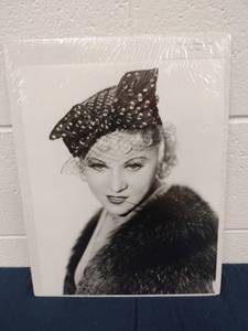 Masterpiece Editions 148 Mae West