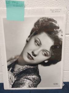 lot 60112 image: Masterpiece Editions 165 Marie Mcdonald