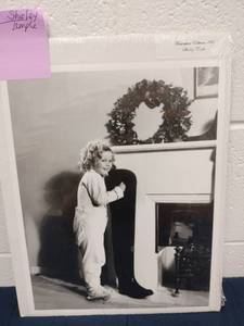 lot 60222 image: Masterpiece Editions 193 Shirley Temple